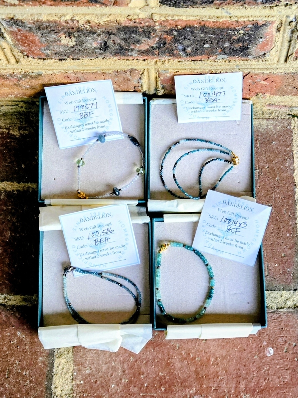 (4)  Accent Bracelets Dandelion Alicia Van Fleteren